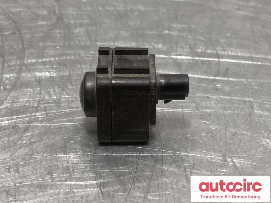 Parkeringskamera bak til Peugeot e-3008 2023-->>  (9847393780|)