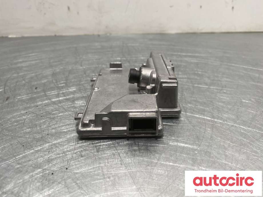 Parkeringskamera foran til Peugeot e-3008 2023-->>  (986175518000|985260808001|16 945 748 80)