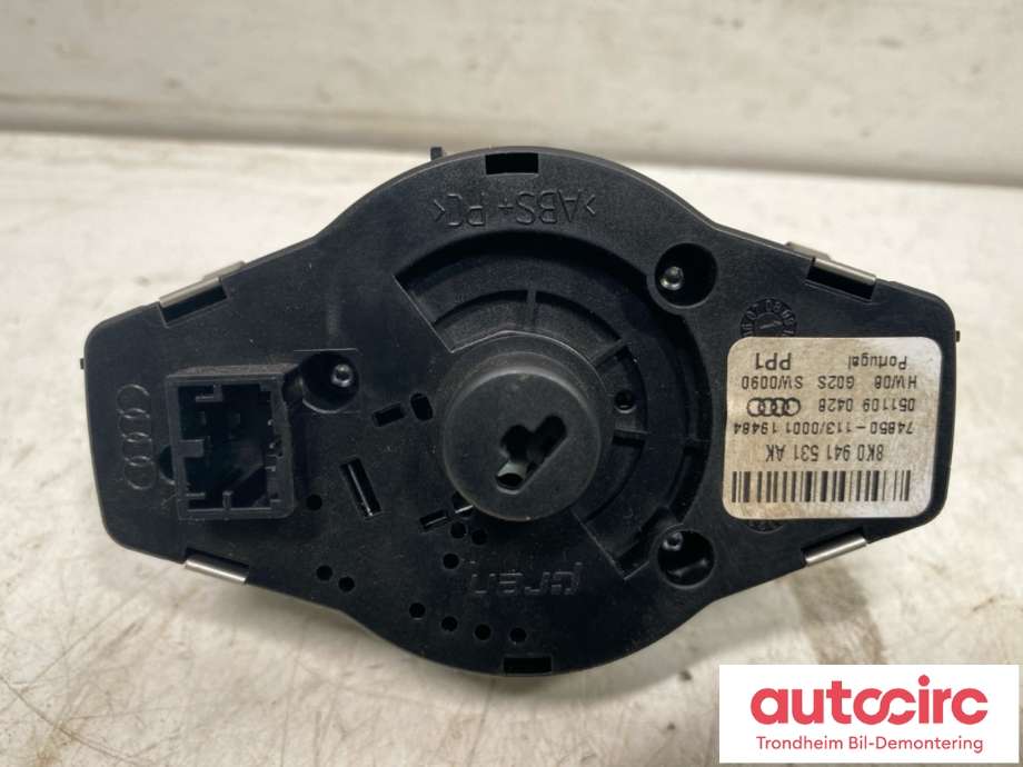 Bryter lys til Audi A4 2007-2014 (Type IV) (B8) (B8) (8K0 941 531 AR|8K0 941 531 AK|)