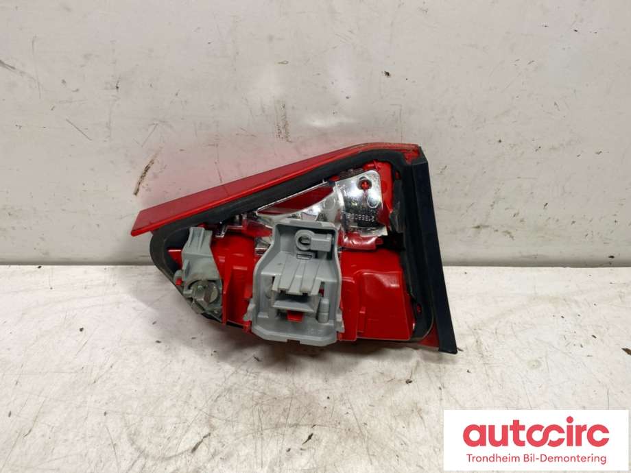 Baklykt høyre indre til Audi A4 2007-2014 (Type IV) (B8) (B8) (8K9 945 094 B|)