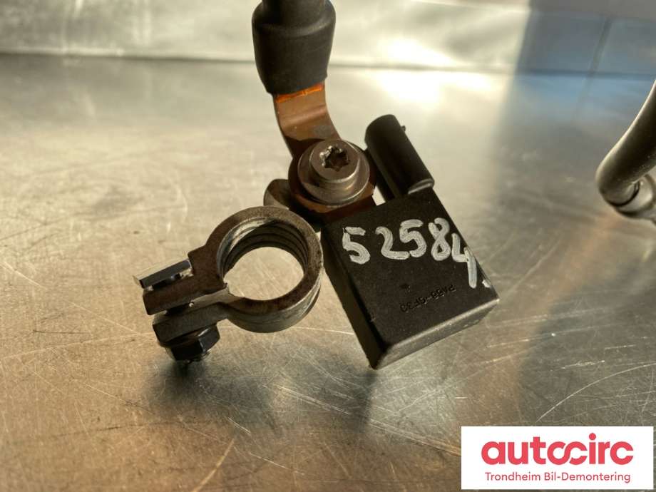 Styreenhet batteri til Mercedes C-Klasse 2011-2014 (Fase 2) (W204) (W204) (A0009050054|A 000 905 27 02|)