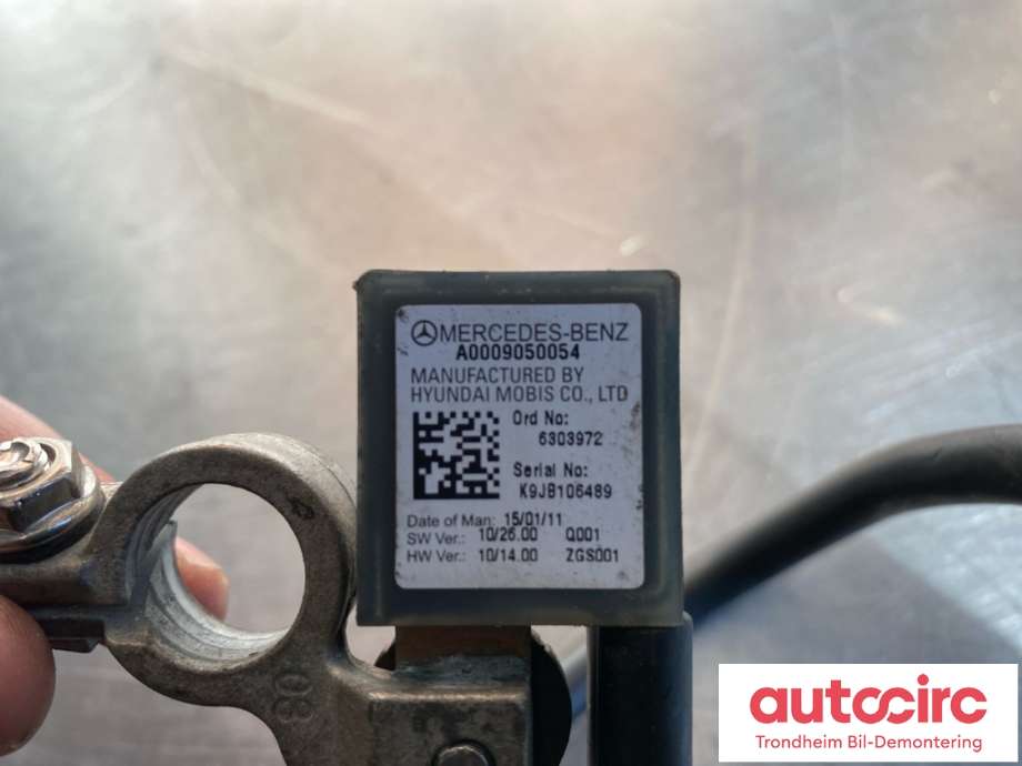 Styreenhet batteri til Mercedes C-Klasse 2011-2014 (Fase 2) (W204) (W204) (A0009050054|A 000 905 27 02|)