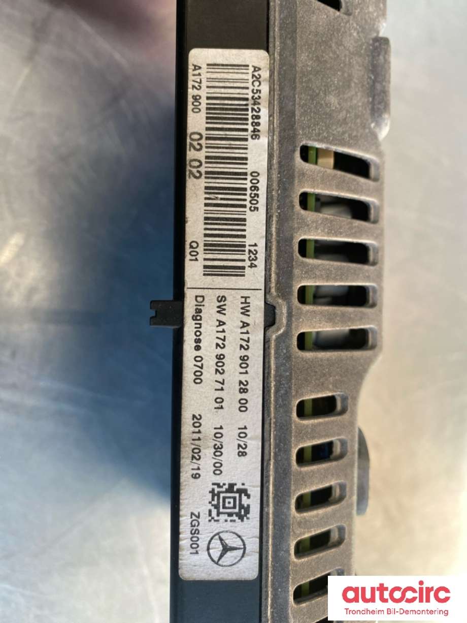 Bilstereo navigasjon skjerm til Mercedes C-Klasse 2011-2014 (Fase 2) (W204) (W204) (A1729012800|A1729004004|A 172 900 40 04 80)