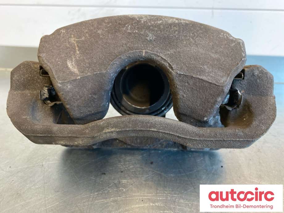 Bremsecaliper venstre foran til Mercedes C-Klasse 2011-2014 (Fase 2) (W204) (W204) (A 204 421 21 81|)