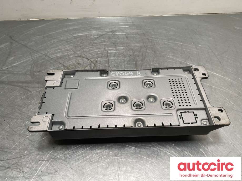 Bilstereo forsterker til BMW i4 2021-->> (G26) (G26) (65 12 5 A83 C47|)