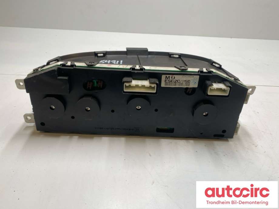 Instrumentpanel til Nissan X-Trail 2002-2007 (T30) (T30) (24820ES62C|24820ES67C|)