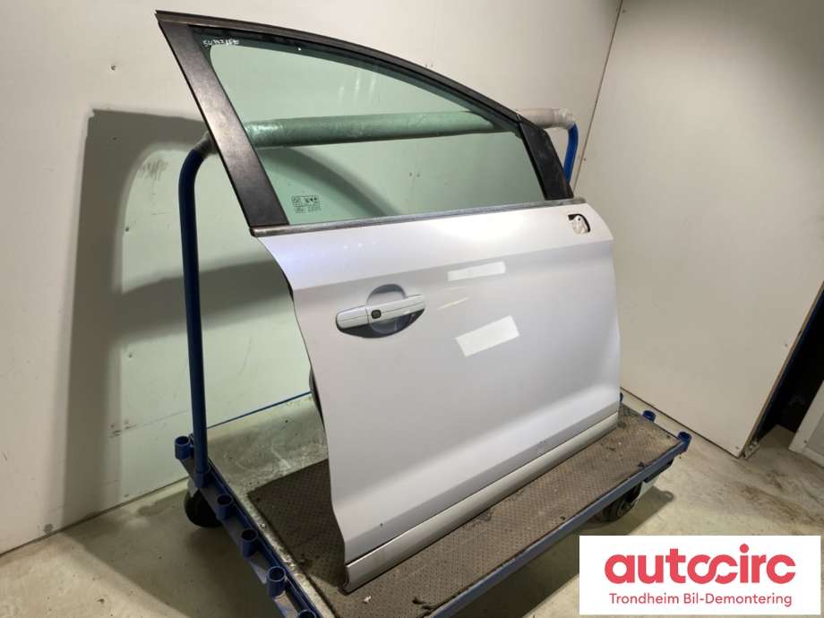 Dør høyre foran til Ford Kuga 2008-2012 (Type I) (1712678|P8V41S20124AC|)