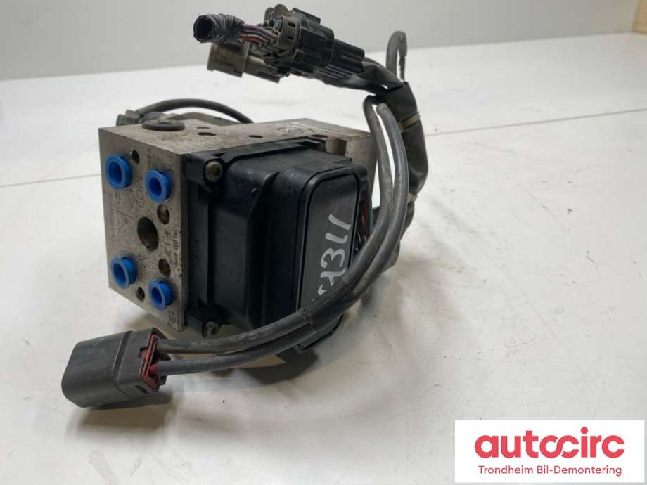 ABS sentral til Nissan X-Trail 2002-2007 (T30) (T30) (476008H710|47660EQ06E|)