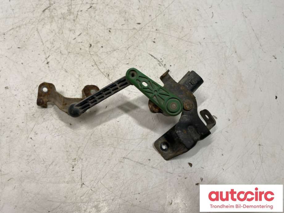 Sensor nivå, venstre bak til Audi A3 2012-2016 (Type III, Fase 1)  (5Q0 512 521 F|5Q0 512 521 J|)