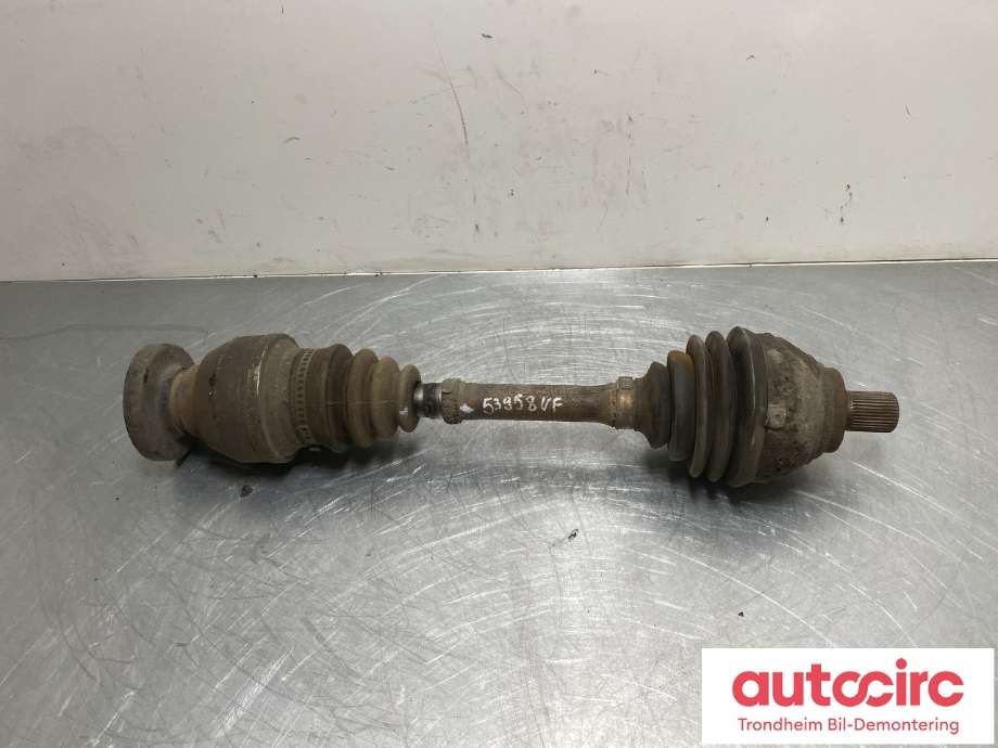 Drivaksel venstre foran, diesel/manuell til VW Tiguan 2007-2011 (Type I, Fase 1) (5N0 407 763 A|5N0 407 761 Q|5N0 407 763 AX)