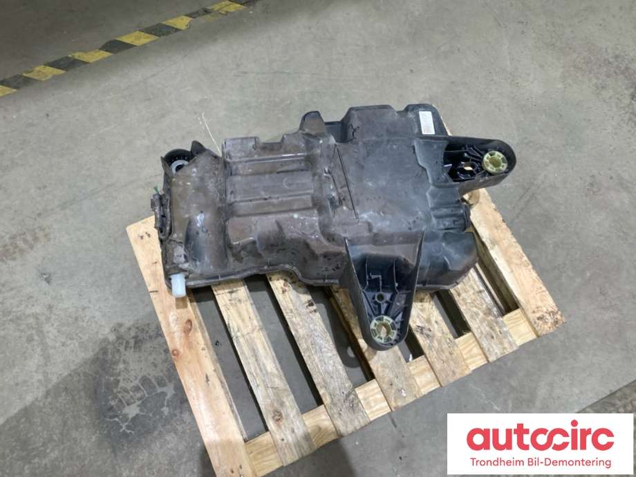 AdBlue tank til Peugeot Partner 2019-->> (Type III)  (98 324 214 80|)