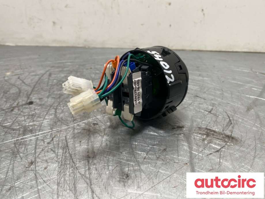 Bryter diverse til Peugeot Partner 2019-->> (Type III) (DANGEL|DAN129-0007|6192138480|)