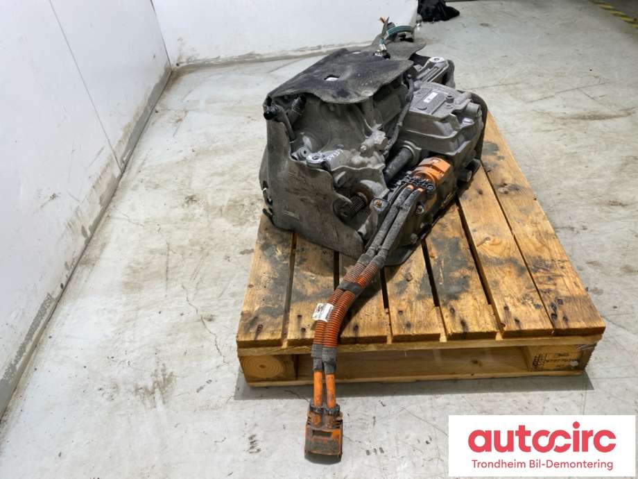 Motor elbil bak til Mercedes EQB 2022-->> (A2433408802|)
