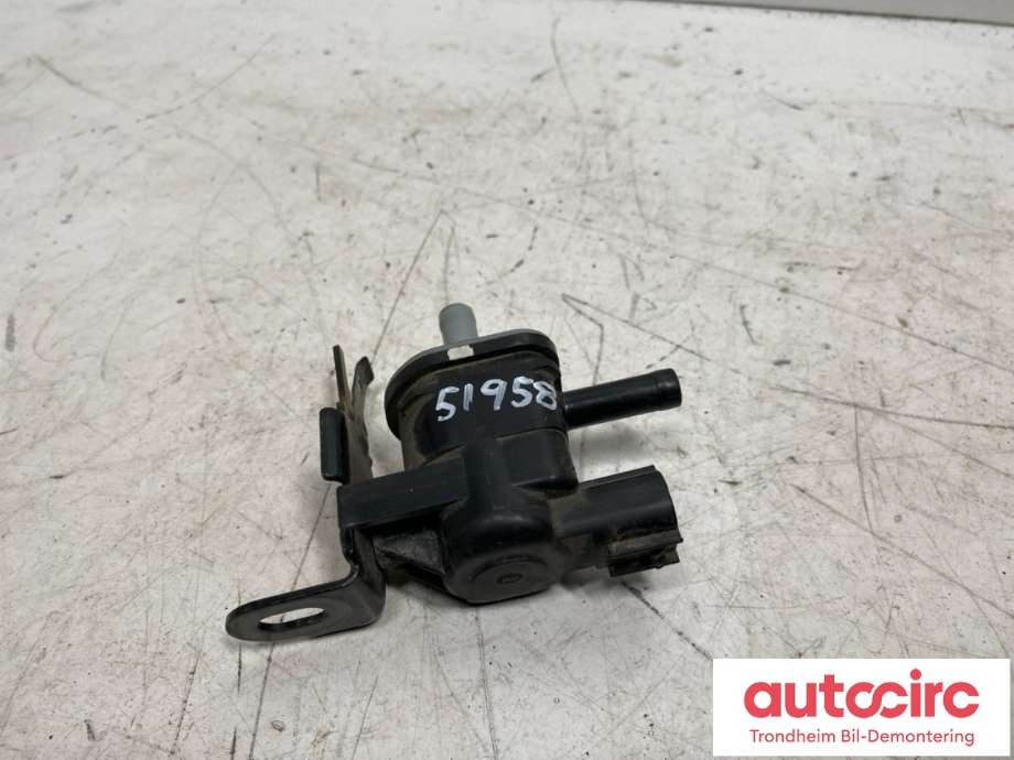 Vakuumventil til Toyota RAV4 2016-2019 (Type IV, Fase 2)  (2586036090|)