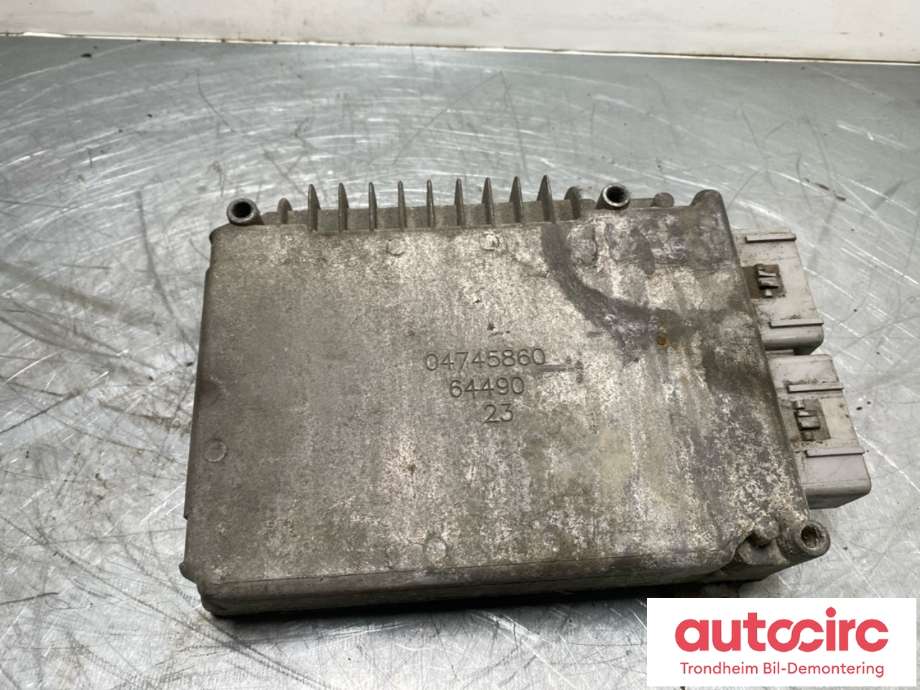 Styreenhet motor til Dodge Caravan 2001-2007 (05127683AA|)
