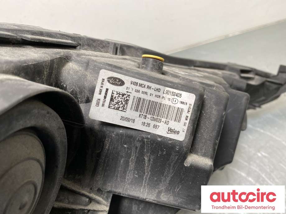 Frontlykt høyre halogen til Ford Transit Connect 2018-->> Type II, Fase 2 (2278794|KT1B-13W029-AD|)
