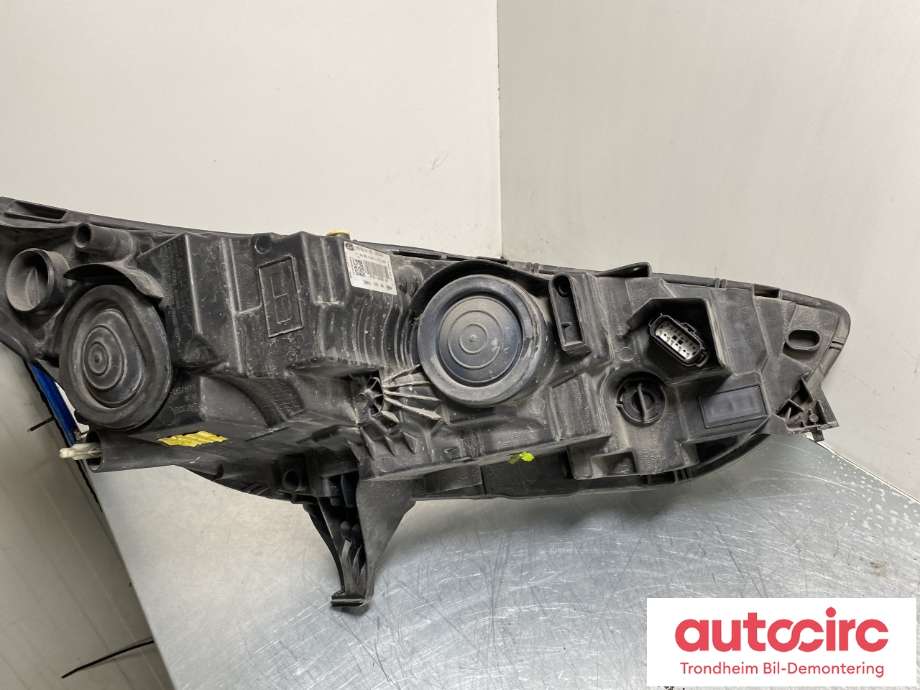 Frontlykt venstre halogen til Ford Transit Connect 2018-->> Type II, Fase 2  (2278796|KT1B-13W030-AD|)