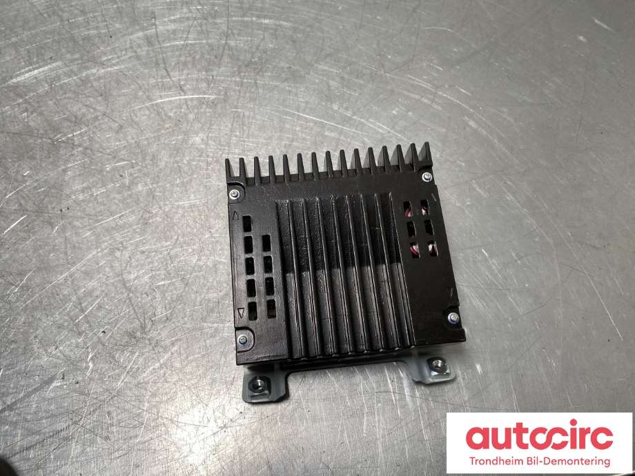 Bilstereo forsterker til Honda CR-V, 2012-2018 (Type IV)  (39186-T1G-G612)