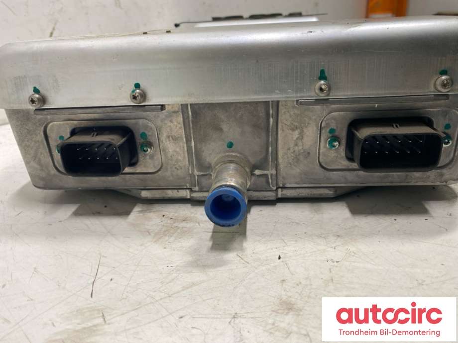 Batterilader (OBC - On Board Charger) til Tesla Model S 2013-2016 (Fase 1)  (1014963-00-C|1020451-00-C|1014963-00-E|1014963-00-F|1014963-00-G|1014963-00-J|1014963-00-K|1014963-00-L|1014963-03-A|1014963-04-A|1014963-06-A|1014963-99-K)