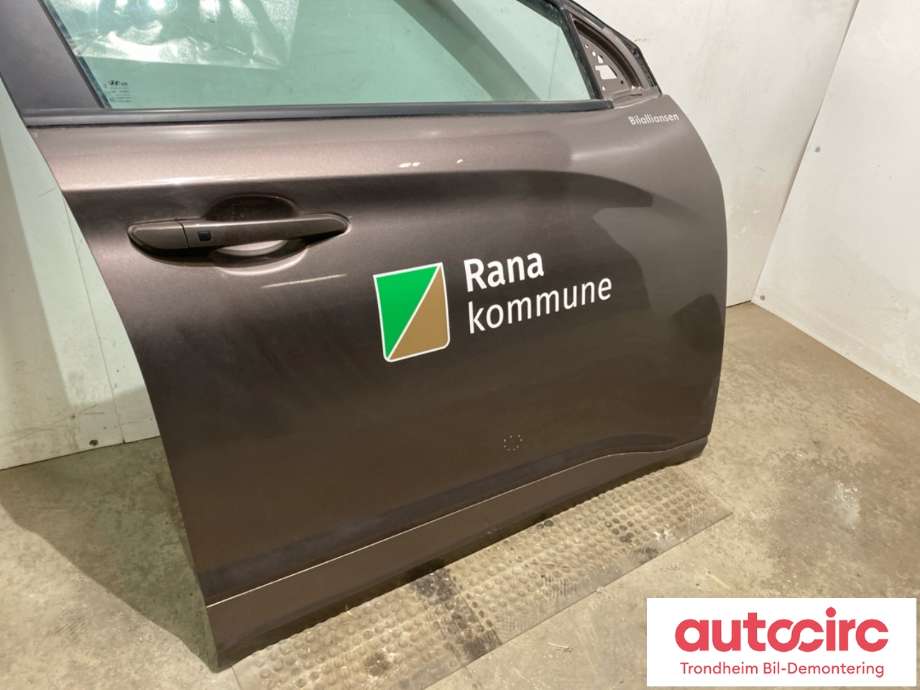 Dør høyre foran til Hyundai Kona 2021-2023 (Type I, Fase 2)  (76004DD000|)
