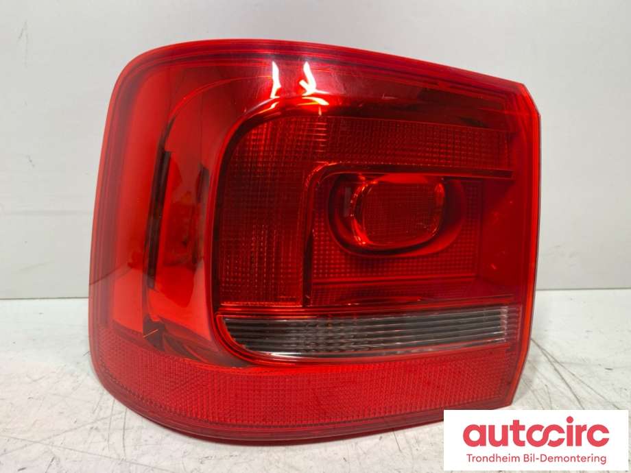 Baklykt venstre ytre til VW Touran, 2010-2015 (Type I, Fase 3)  (1T0 945 095 R)