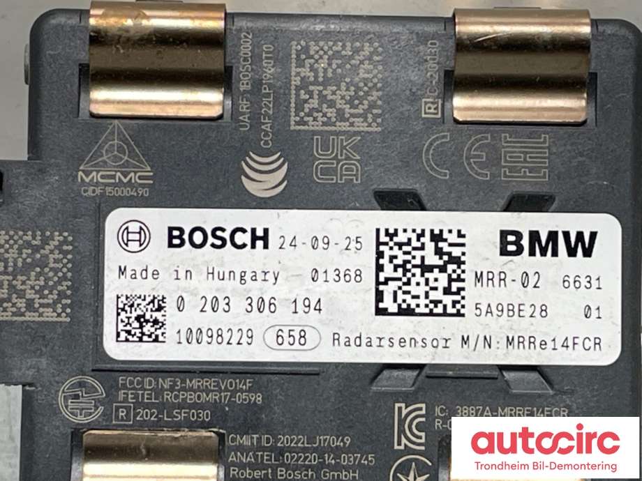 Sensor radar til BMW i4 2021-->> (G26) (G26) (BOSCH|66 31 5 A9B E28|0203306194|)