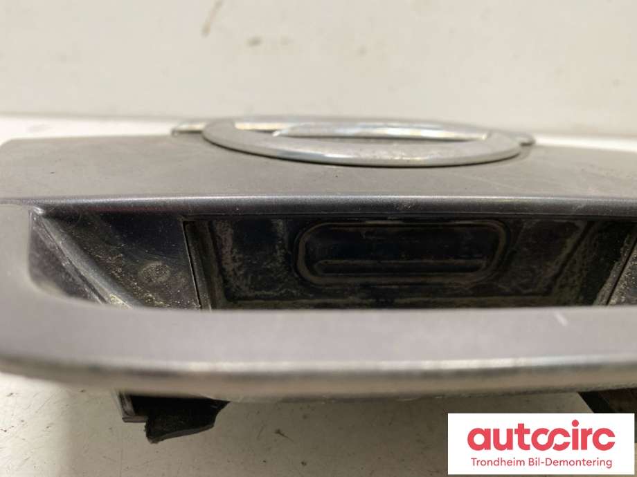 Bakluke/bakdør håndtak til Opel Astra J 2010-2015  (13422270|13298054|)