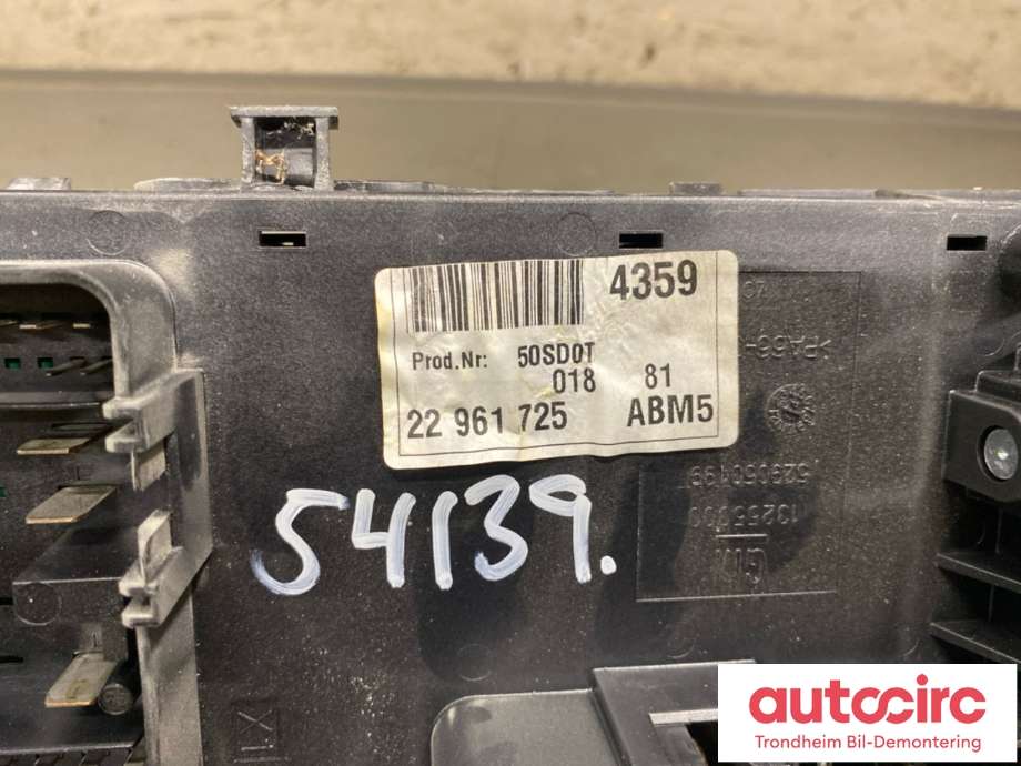 Sikringsboks motorrom til Opel Insignia A 2014-2017  (26202373|)