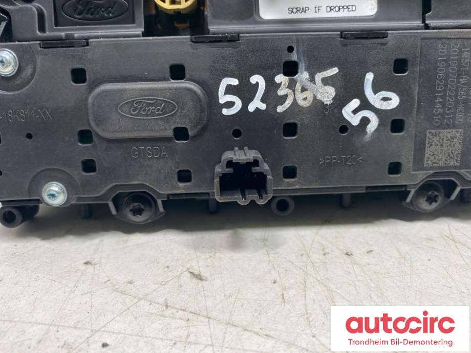 Multimedia display (MCU - Media Controller Unit) til Ford Transit 2014-->>  (2659234|L1BT-18B955-FC|)