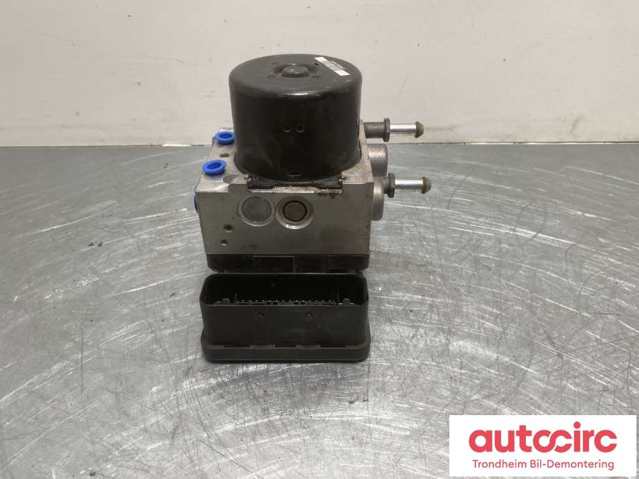 ABS sentral til Nissan Pathfinder, 2010-2014 (Fase 2) (R51) (R51) (100926-33893)