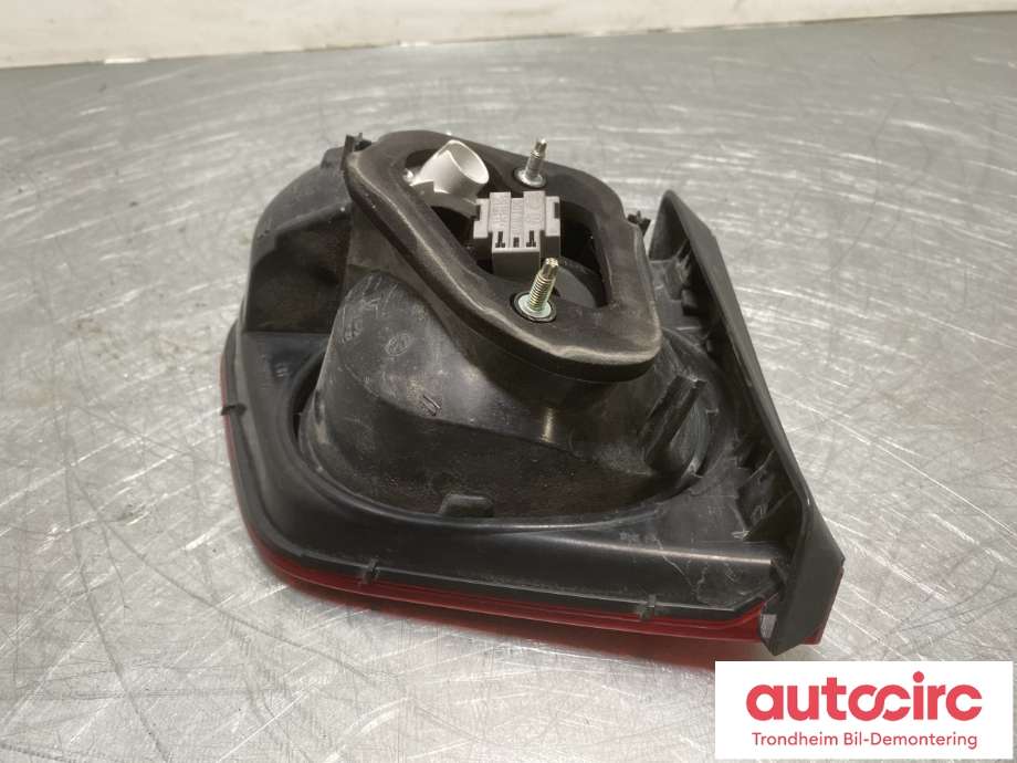 Baklykt høyre indre til VW Tiguan 2007-2011 (Type I, Fase 1)  (5N0 945 094 B|5N0 945 108 C|)