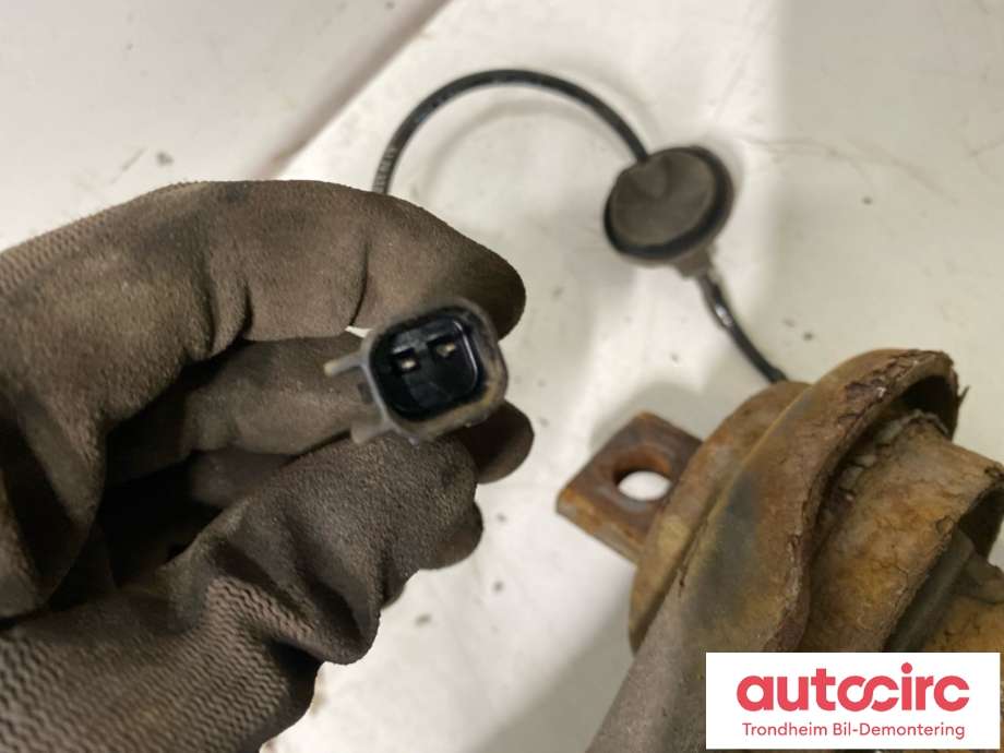 Hjulspindel venstre bak til Mitsubishi Outlander 2012-2015 (Type III, Fase 1)  (4125A079|)