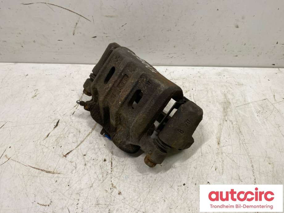 Bremsecaliper venstre foran til Mitsubishi Outlander 2012-2015 (Type III, Fase 1)  (MR370775|0477CWFLH|0477CCWF)
