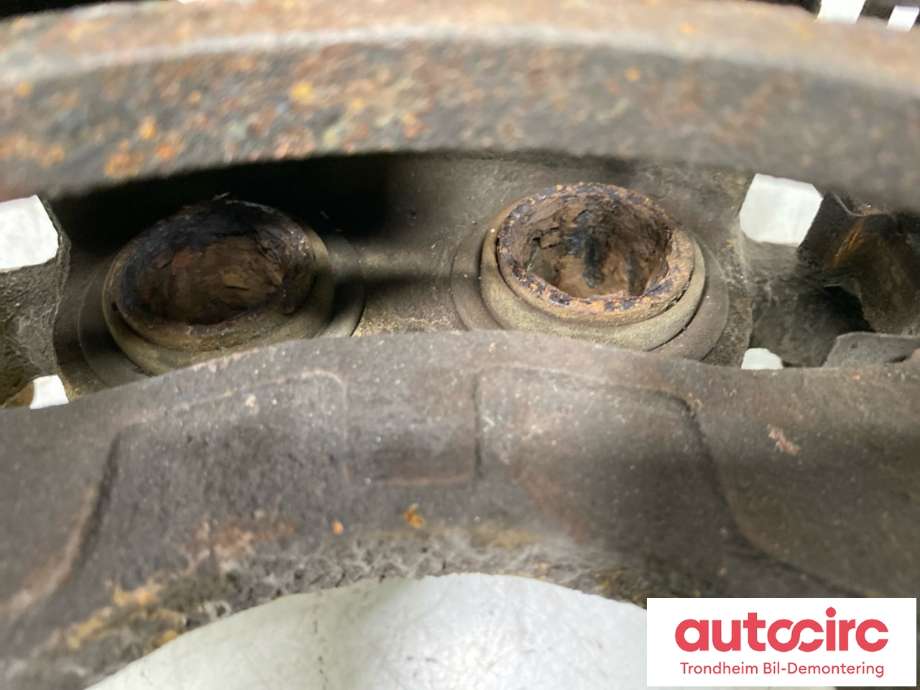 Bremsecaliper venstre foran til Mitsubishi Outlander 2012-2015 (Type III, Fase 1)  (MR370775|0477CWFLH|0477CCWF)