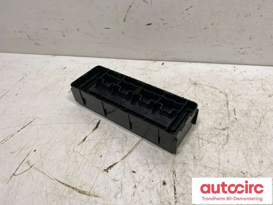 Styreenhet klima/aircondition til Opel Insignia A 2009-2014  (13584742|13591310|13585883)