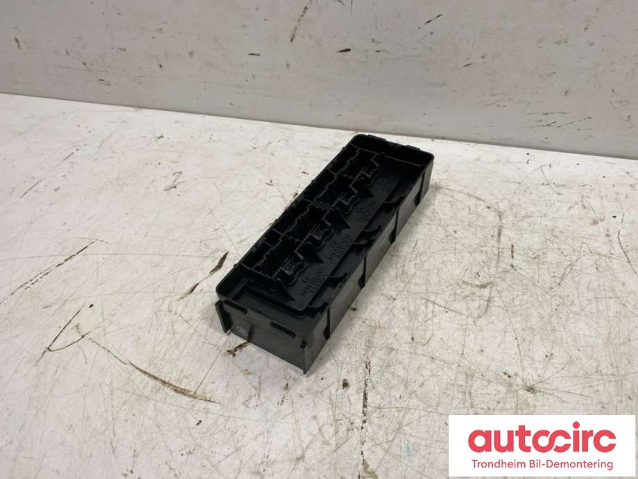 Styreenhet klima/aircondition til Opel Insignia A 2009-2014  (13584742|13591310|13585883)