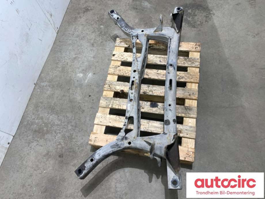 Travers bak til Hyundai Kona 2017-2021 (Type I, Fase 1)  (55410K4000|)