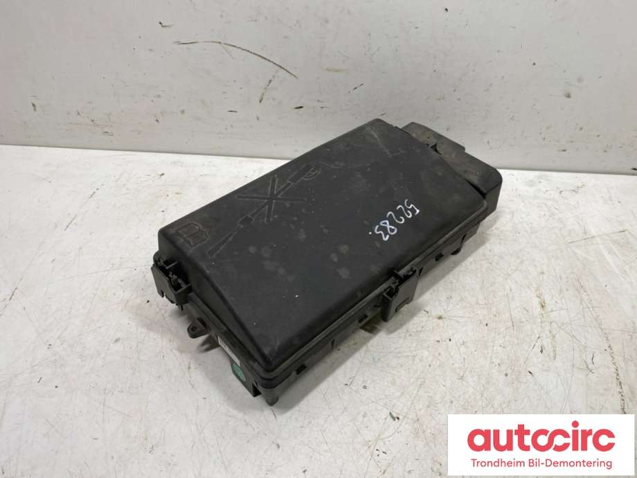 Sikringsboks motorrom til Opel Insignia A 2009-2014  (13255300|13275884|)