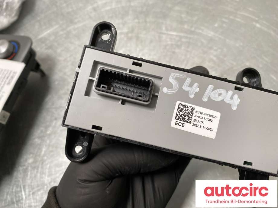 Bryter diverse til Hyundai Kona 2021-2023 (Type I, Fase 2)  (93710-K4CE0TRY|)