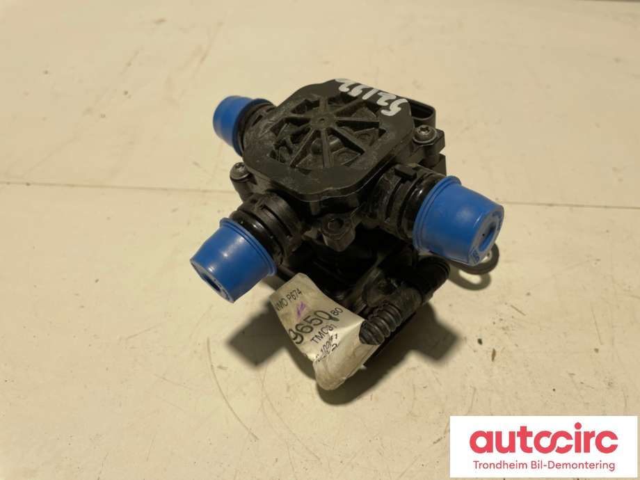 Ventil vann til Peugeot e-3008 2023-->>  (9851965080|)