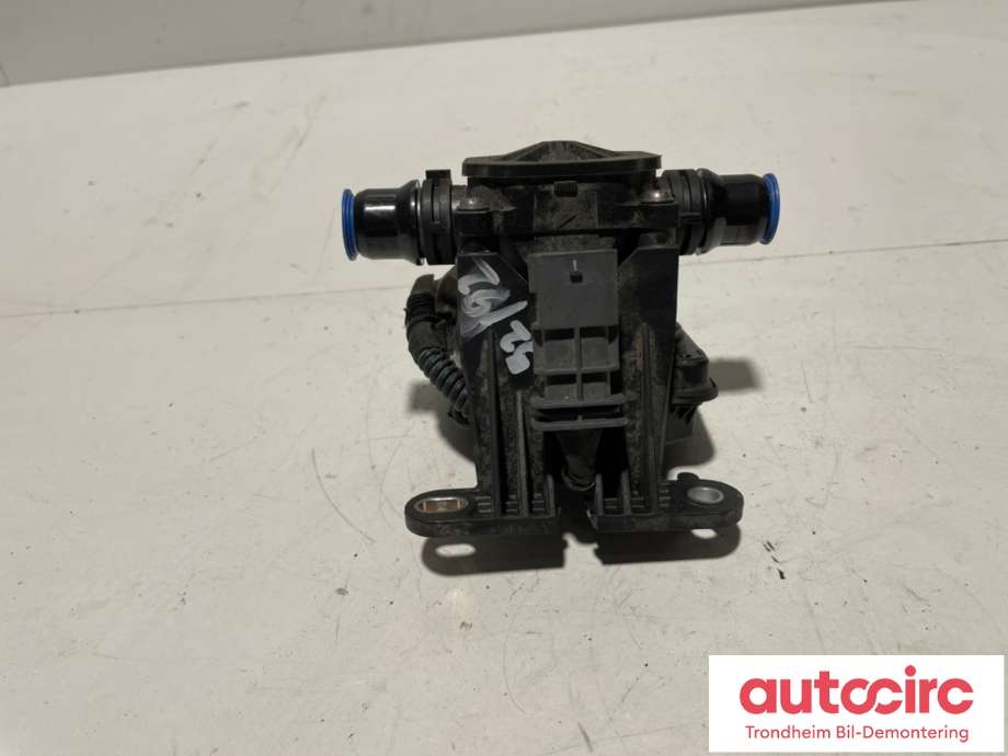 Ventil vann til Peugeot e-3008 2023-->>  (9851965080|)