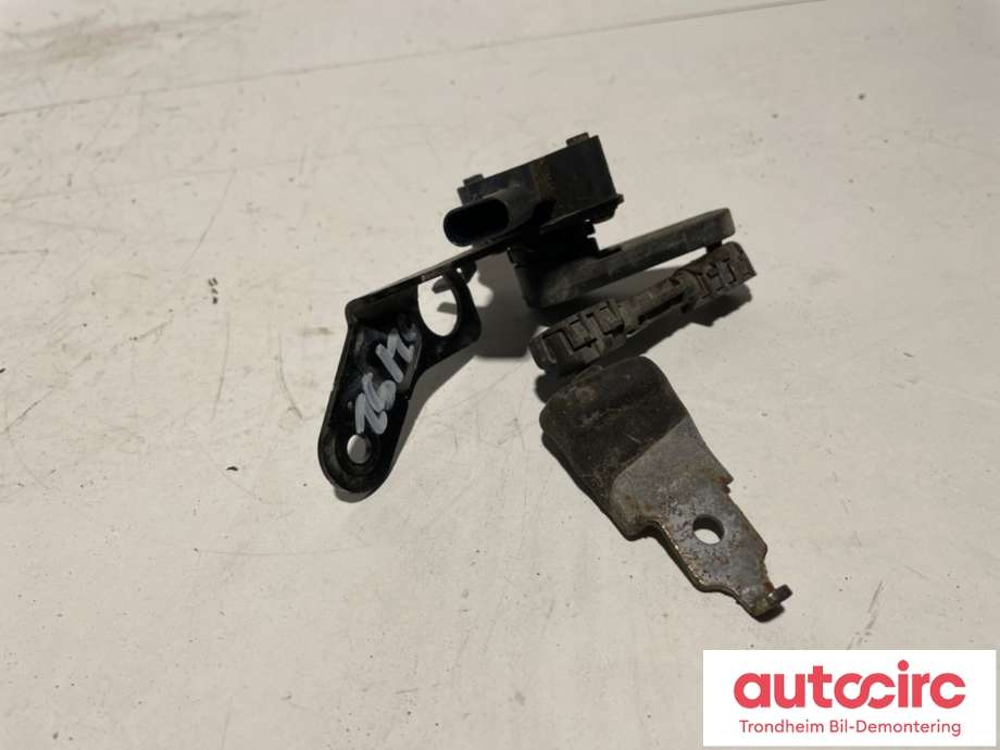 Sensor nivå, høyre foran til Peugeot e-3008 2023-->>  (NO PART ID|)