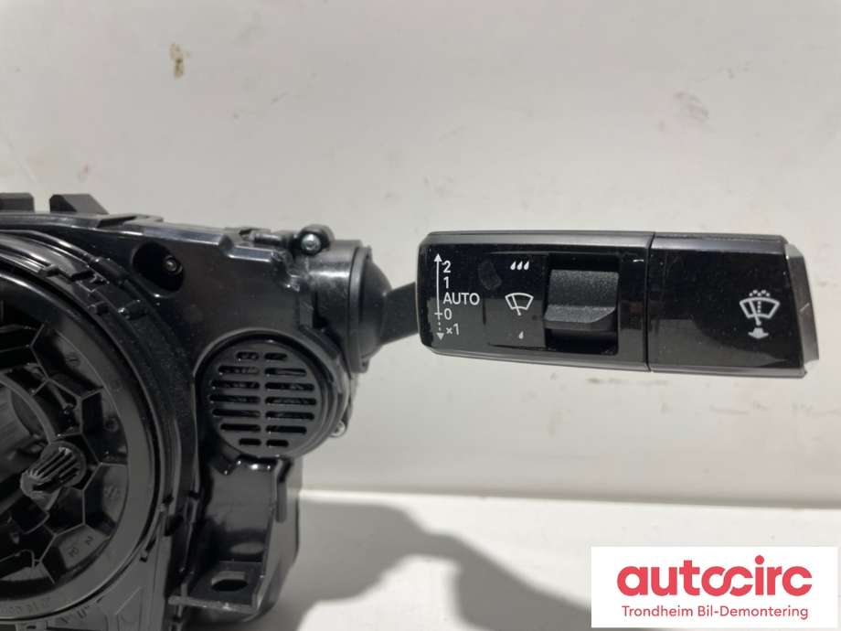 Bryter combi til Peugeot e-3008 2023-->>  (9845235980|)