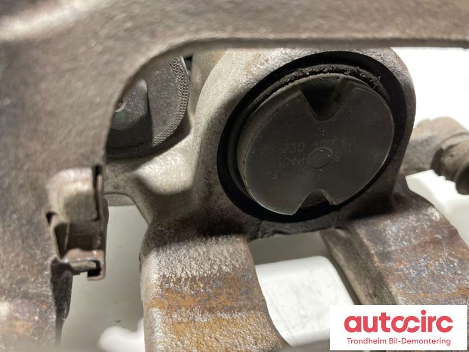Bremsecaliper høyre bak, elektrisk til Peugeot e-3008 2023-->>  (9837766580|1647899980|)
