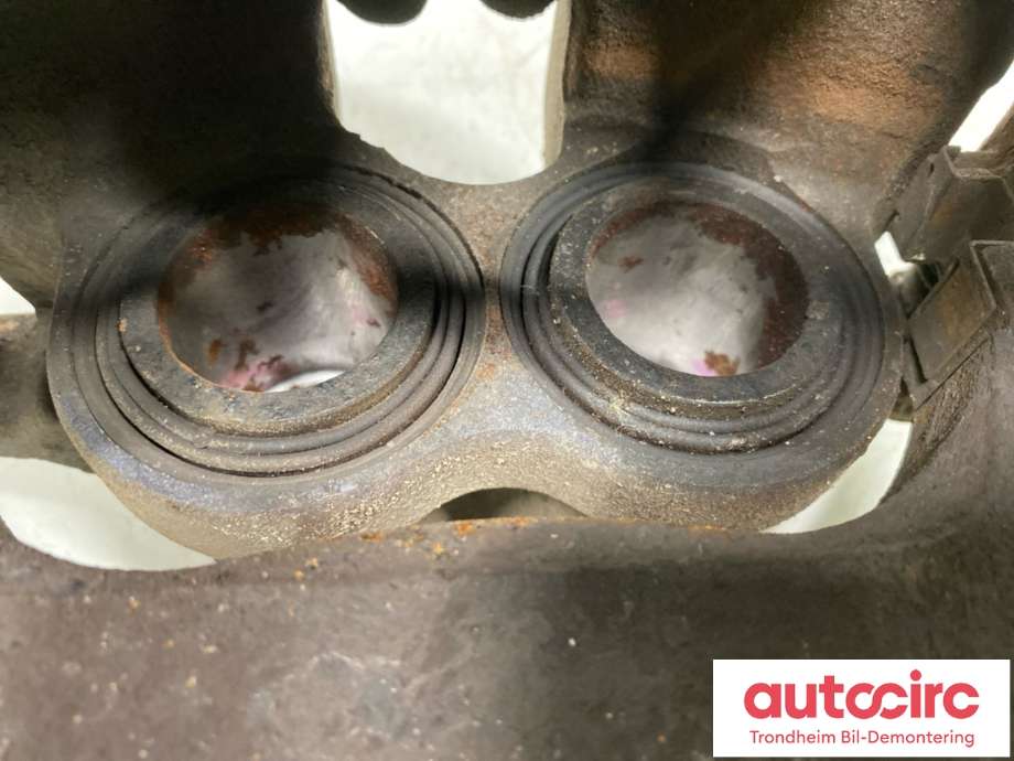 Bremsecaliper høyre foran til VW Amarok 2016-2022 (Type I, Fase 2) (2H6 615 124|)