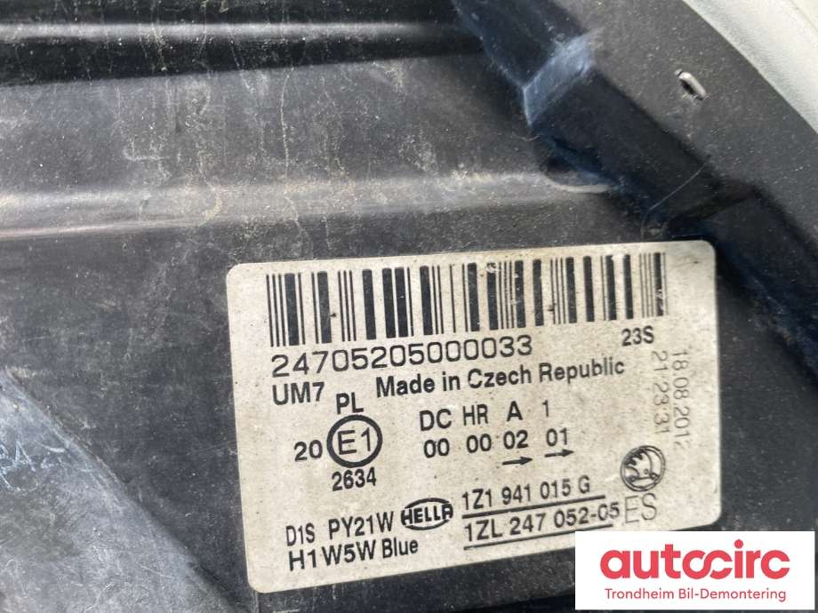 Frontlykt venstre xenon til Škoda Octavia 2009-2013 (Type II, Fase 2)  (1Z1 941 017 T|1Z1941017T|)