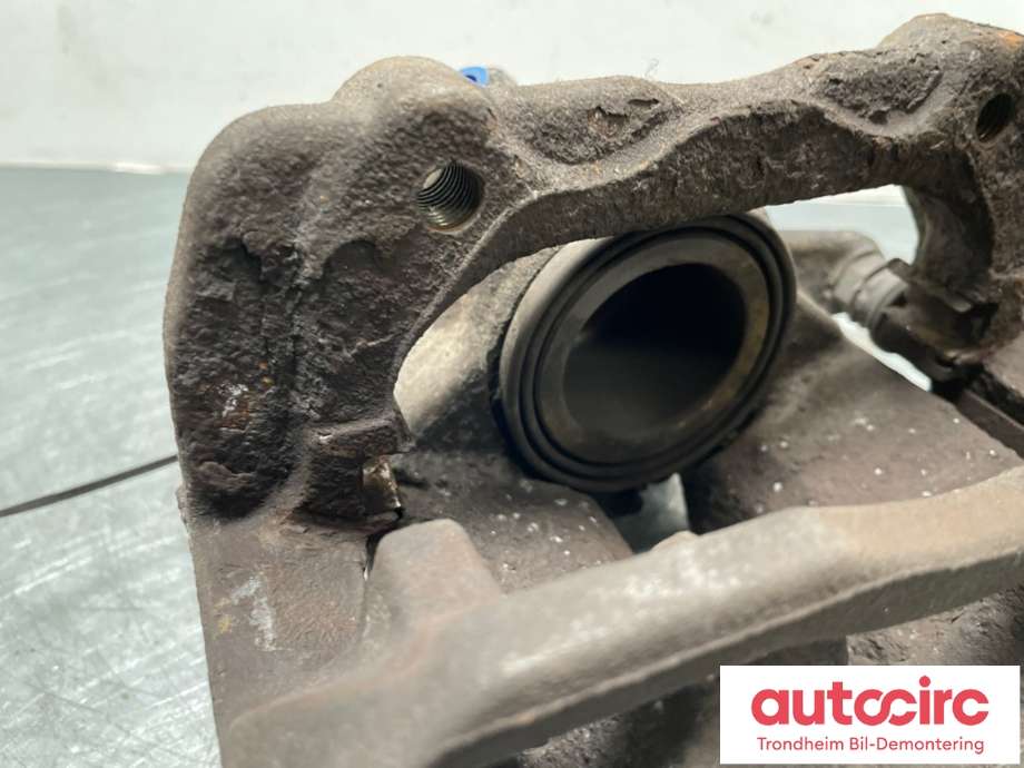 Bremsecaliper høyre foran til Mercedes E-Klasse 2009-2013 (Fase 1) (W212) (W212) (A 204 421 24 81|)
