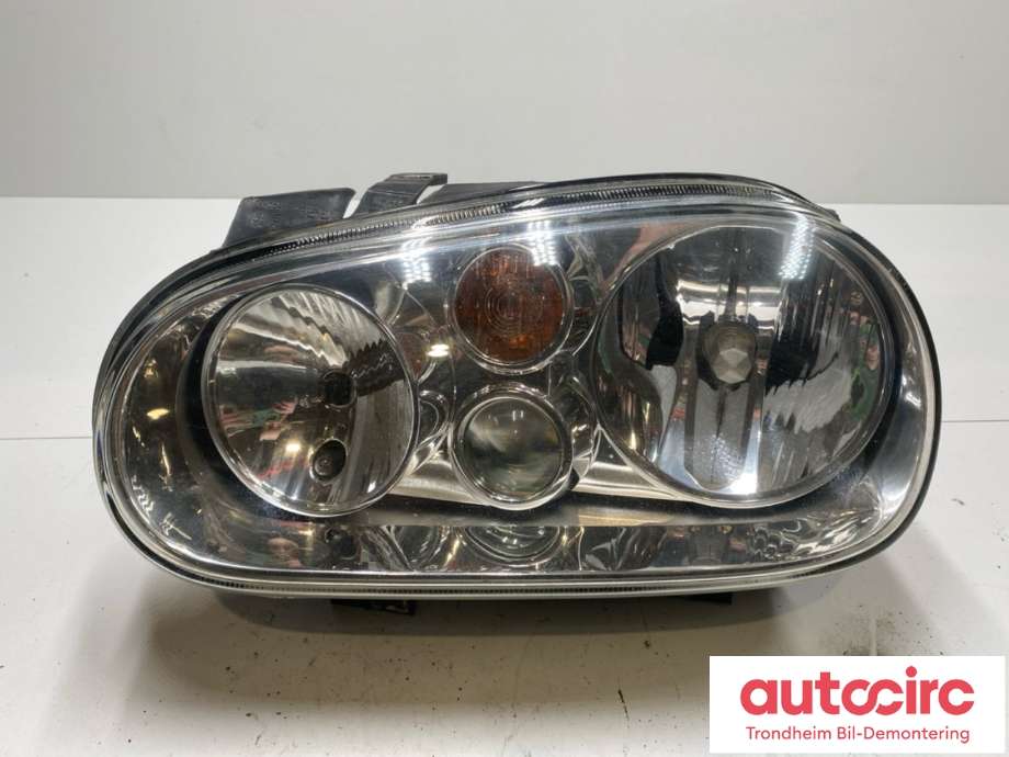 Frontlykt venstre halogen til VW Golf IV 1998-2003 (1J1941015C|)