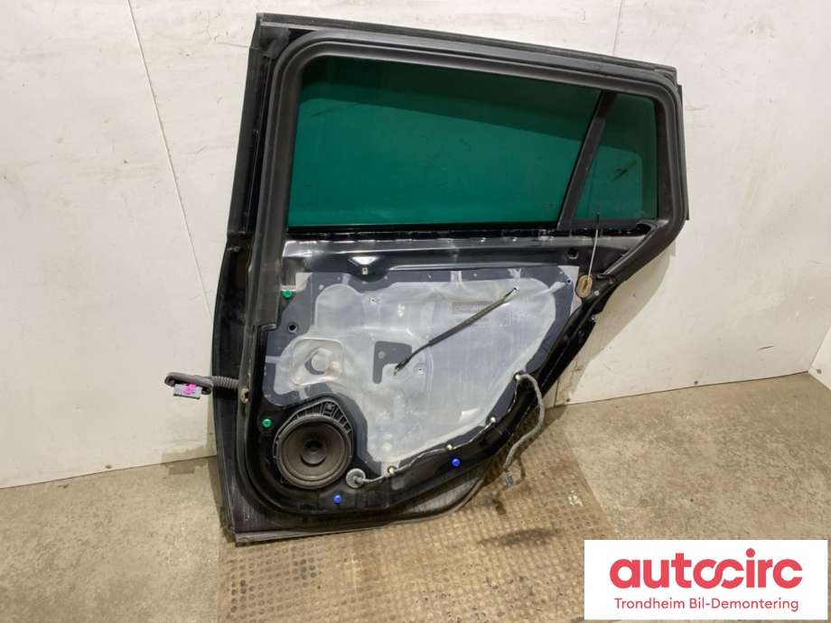 Dør høyre bak til Opel Insignia A 2009-2014  (13274125|22805993|)