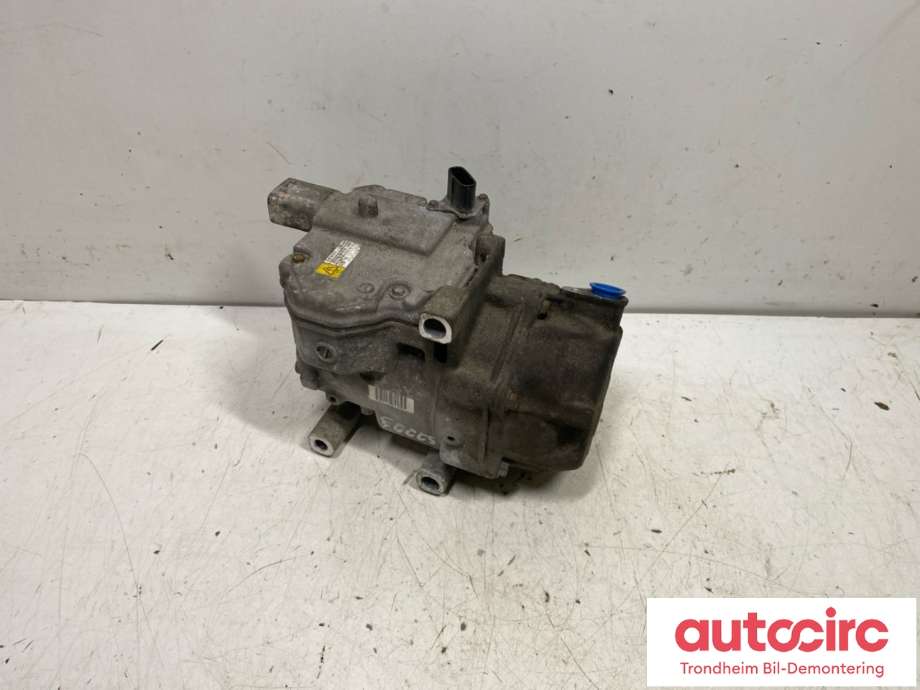 Aircondition kompressor hybrid til Toyota Yaris, 2012-2014 (Type III, Fase 1)  (DENSO|8837052011)